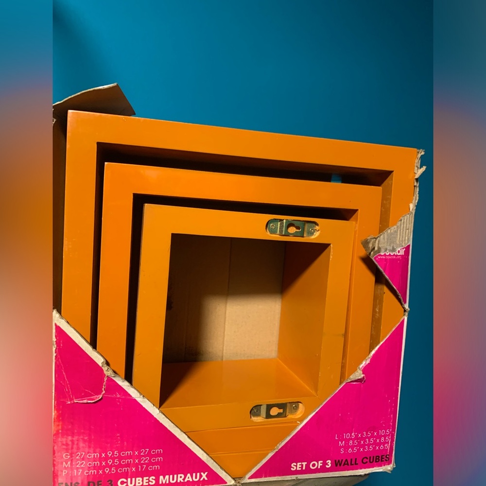BRAND NEW ORANGE WALL DECOR CUBES- AS IS